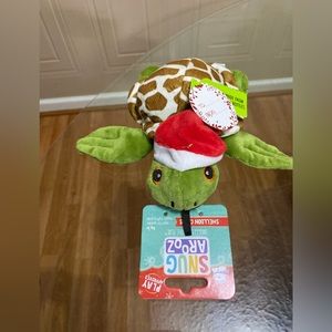 - Snug Arooz  Turtle Clinkers With Squeaker And Santa’s Hat 9”